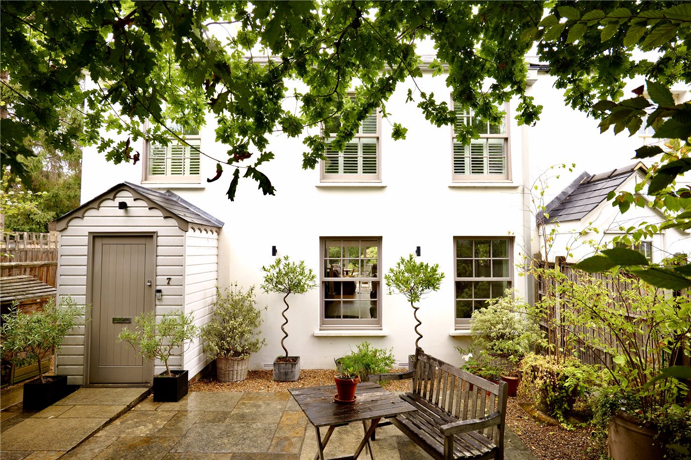 Wiggins Lane, Richmond, TW10