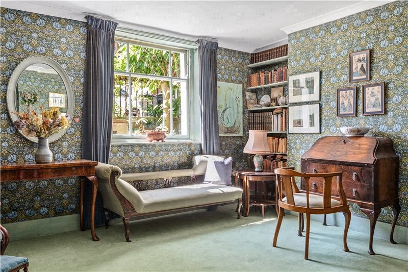 Hanover Gardens, London, SE11