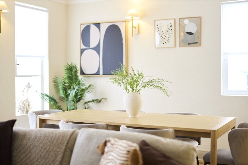 Strathearn Place, London, W2