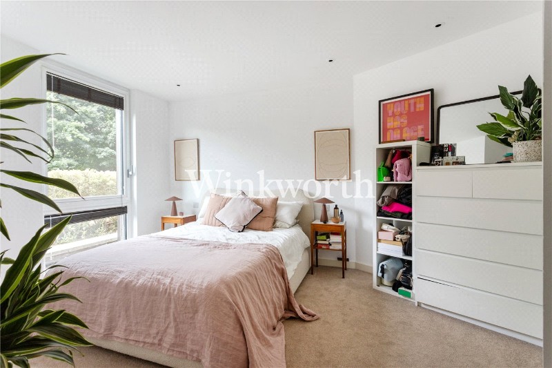 City View Apartments, Devan Grove, N4