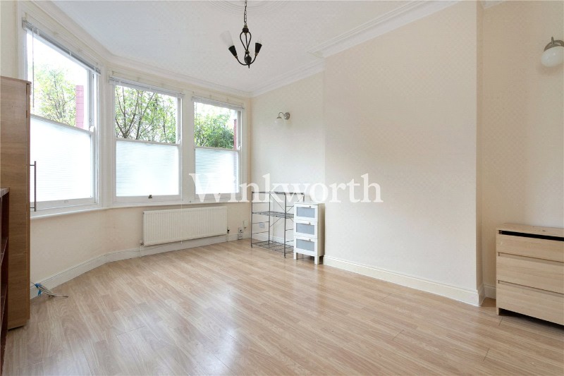 Kirkstall Avenue, London, N17