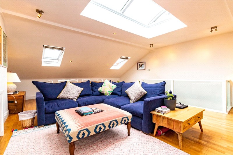 Coningham Road, London, W12