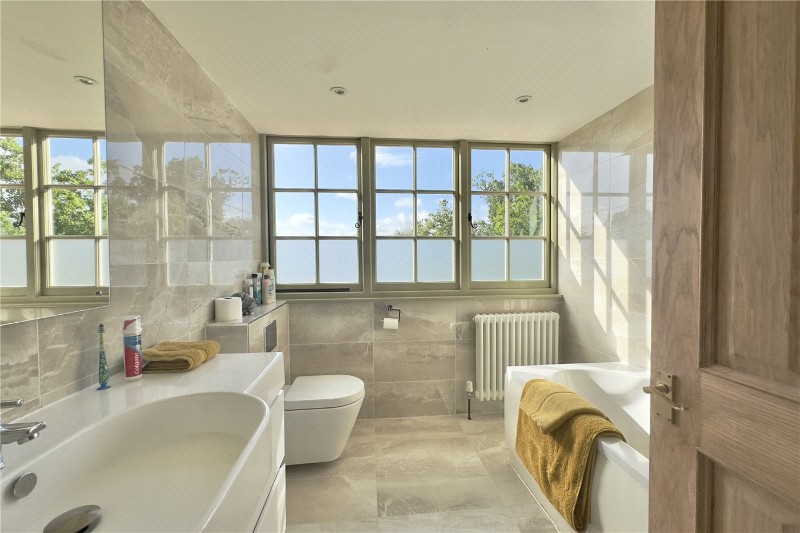 Denham Lane, Chalfont St. Peter, Gerrards Cross, Buckinghamshire, SL9
