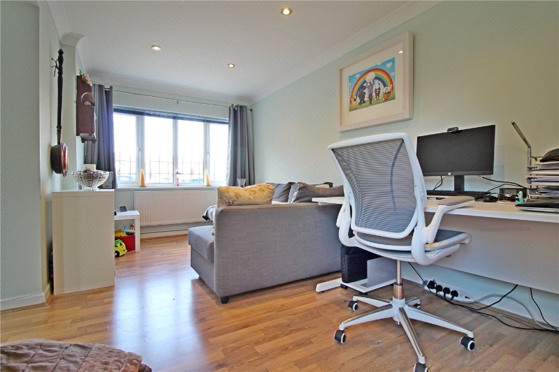Woburn Close, Market Deeping, Peterborough, Lincolnshire, PE6