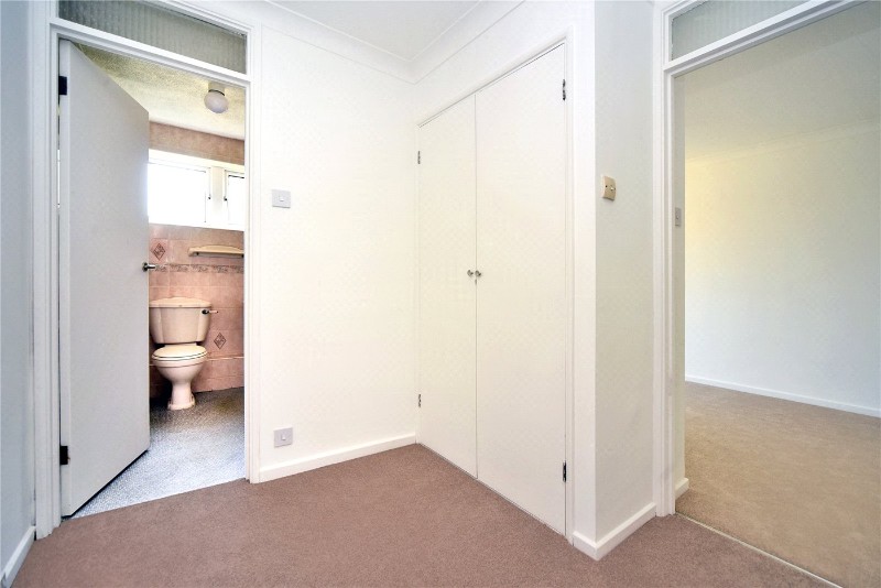Woodmansterne Lane, Banstead, Surrey, SM7