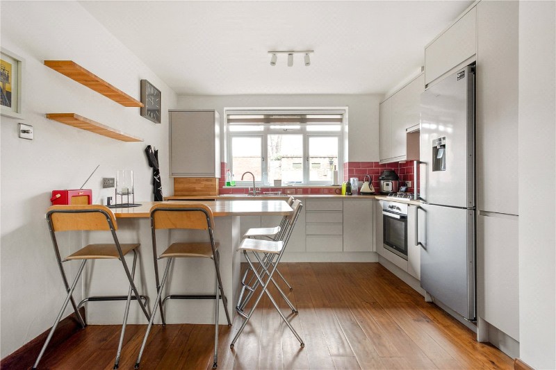 Queens Drive, London, N4