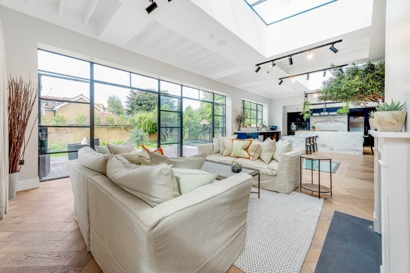 Castelnau, Barnes, London, SW13