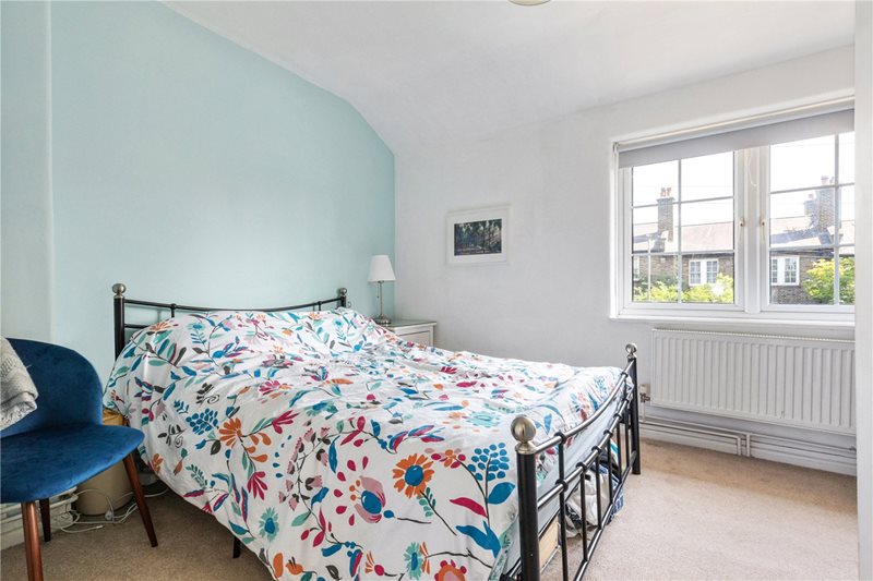 Blakenham Road, London, SW17