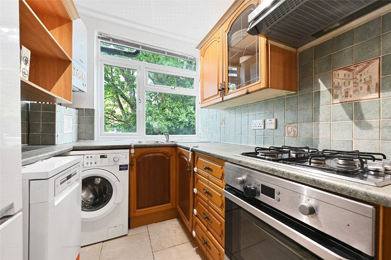 St Stephens Avenue, London, W12