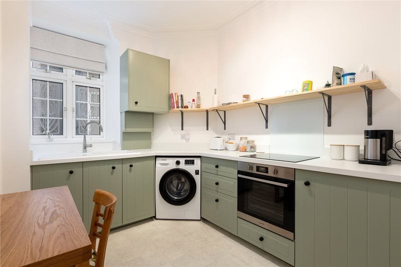 Sutton Lane North, London, W4