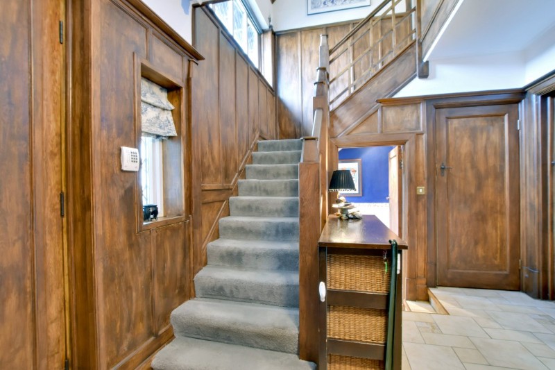 Cedarhurst Drive, Eltham, SE9