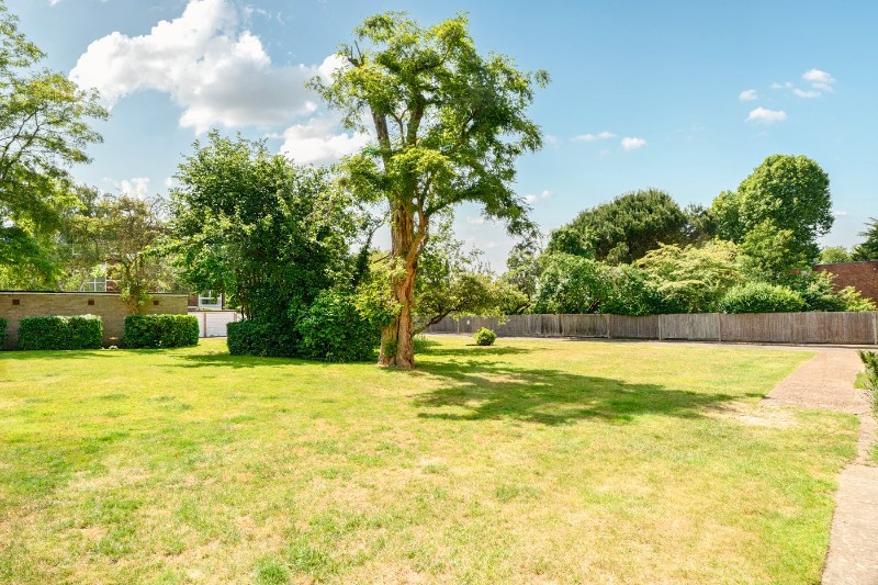 Brackley Road, Beckenham, BR3