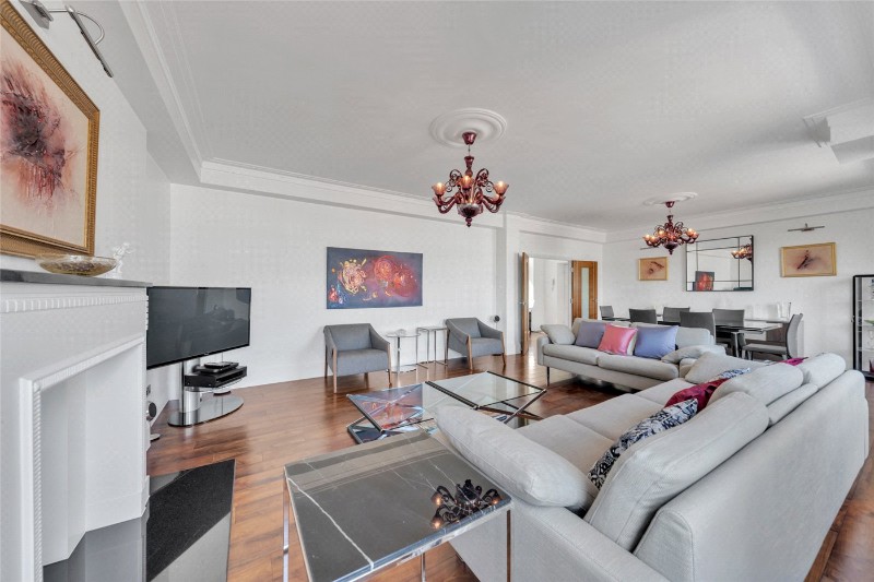 Eyre Court, Finchley Road, St John&#39;s Wood, London, NW8