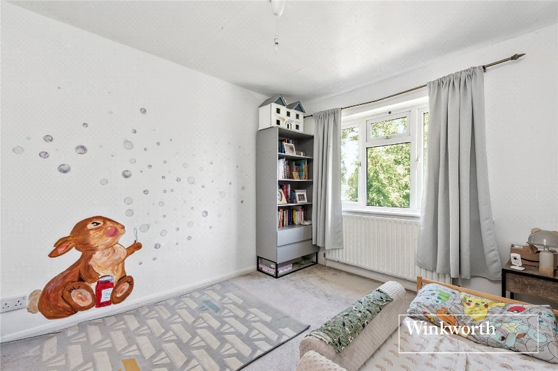 Regina Close, High Barnet, EN5