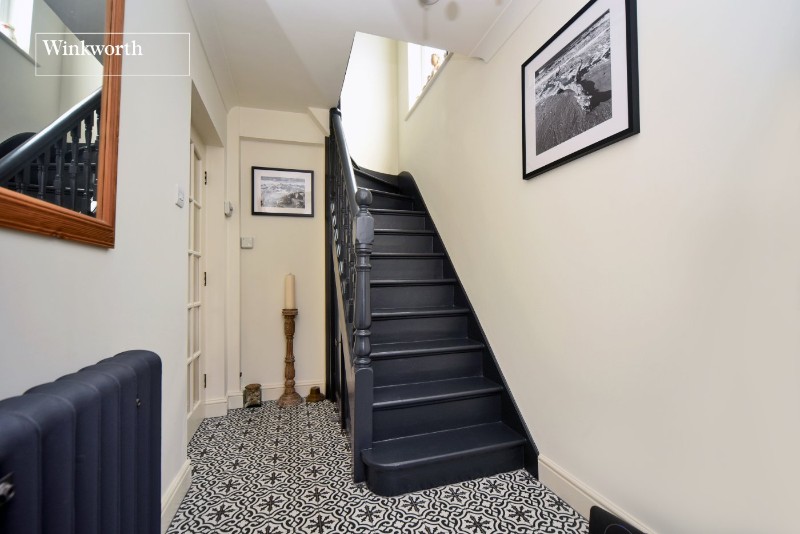 Kingshill Avenue, Worcester Park, KT4