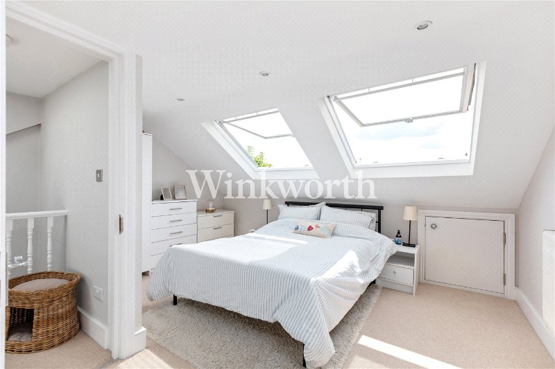 Leith Road, London, N22