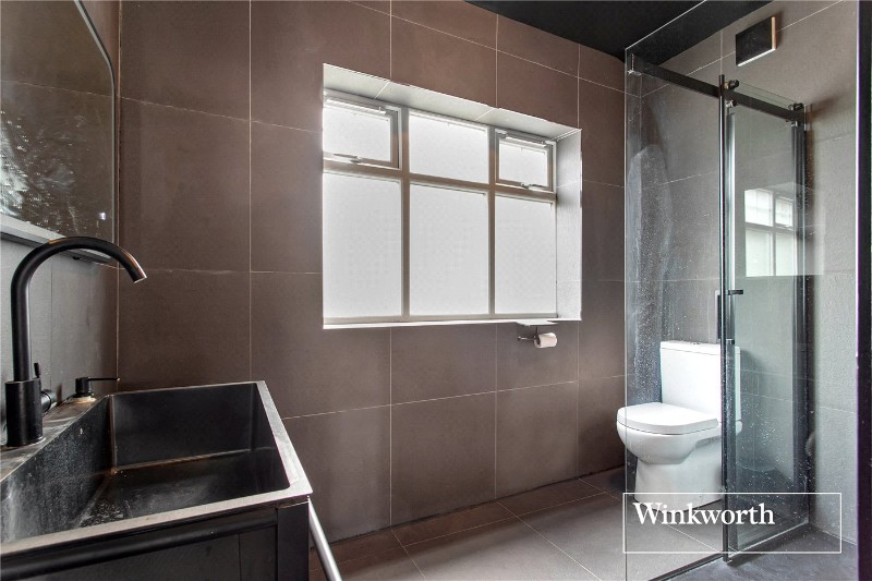 Claigmar Gardens, Finchley, London, N3