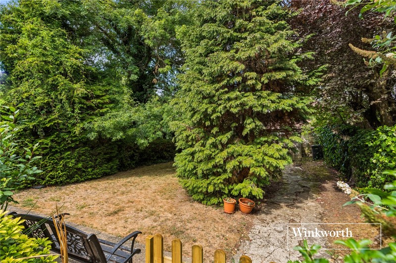 Etchingham Park Road, Finchley, London, N3
