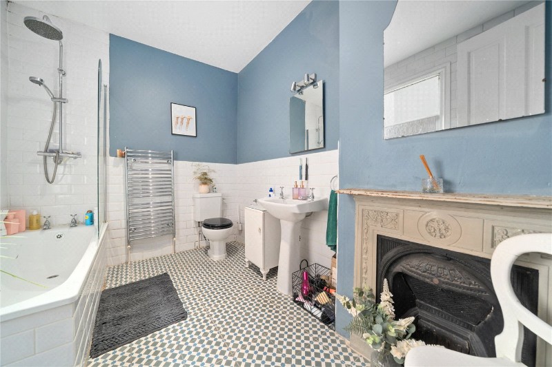 Byton Road, London, SW17