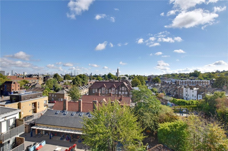 25 Tarves Way, Greenwich, London, SE10