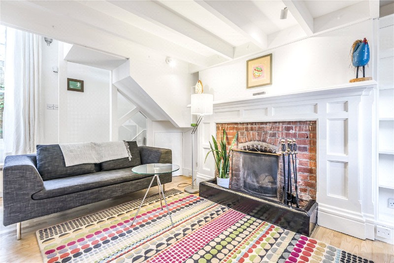 St. Thomas Street, Winchester, Hampshire, SO23