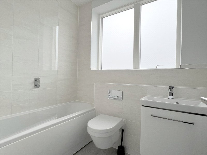 Eversley Gardens, Kings Worthy, Winchester, Hampshire, SO23