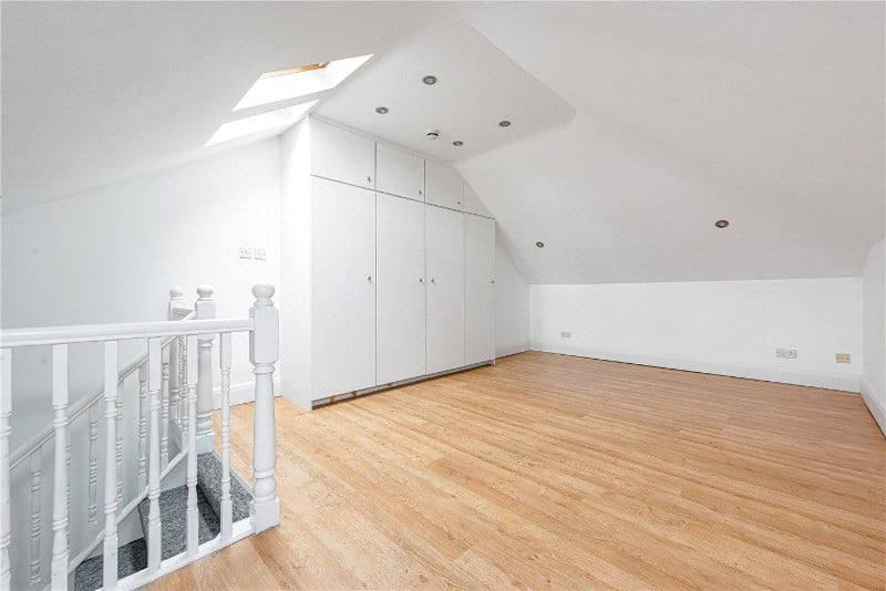 Wrentham Avenue, London, NW10