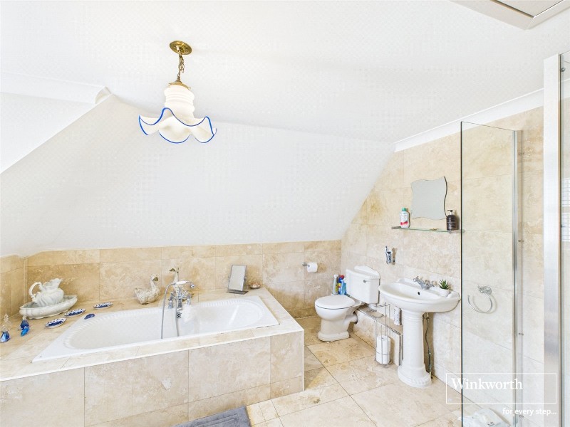 Burghfield Bridge, Burghfield, Reading, RG30