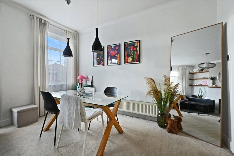 Kings Road, London, NW10