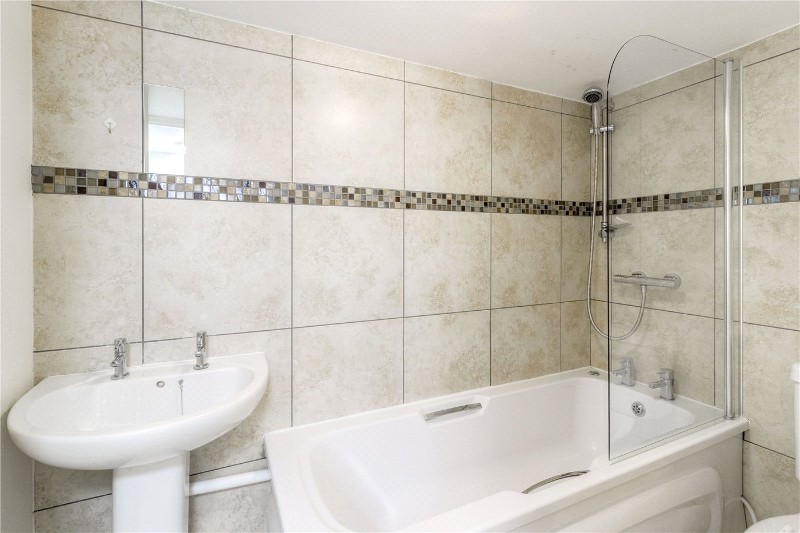 Lutterworth Road, Northampton, Northamptonshire, NN1