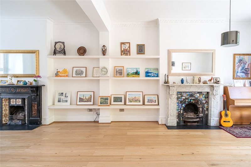 Hollingbourne Road, London, SE24