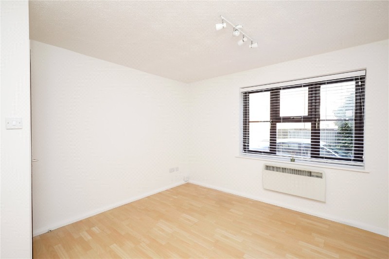 Tamarind Court, Lynton Road, Acton, London, W3