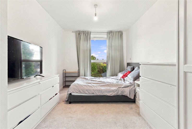 Seven Sisters Road, London, N4