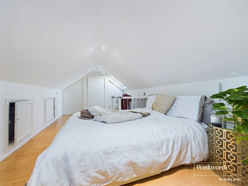Virginia Way, Reading, Berkshire, RG30