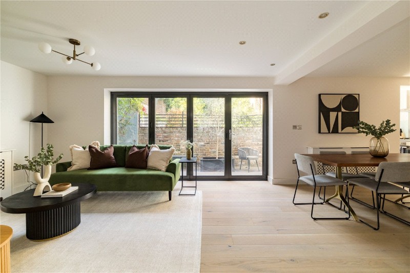 Basing Street, London, W11