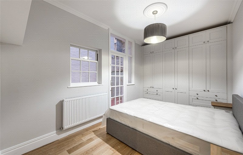 Gloucester Street, London, SW1V