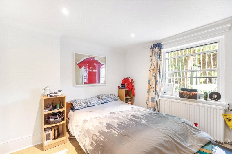Stockwell Park Road, London, SW9