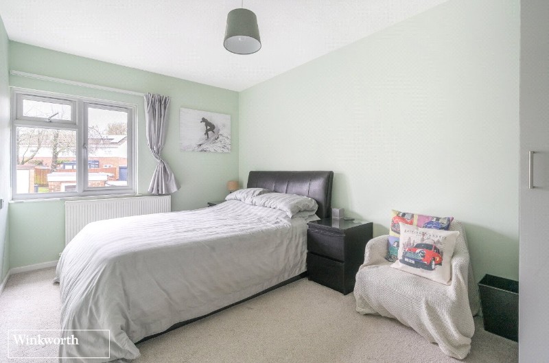 Novello Close, Basingstoke, Hampshire, RG22