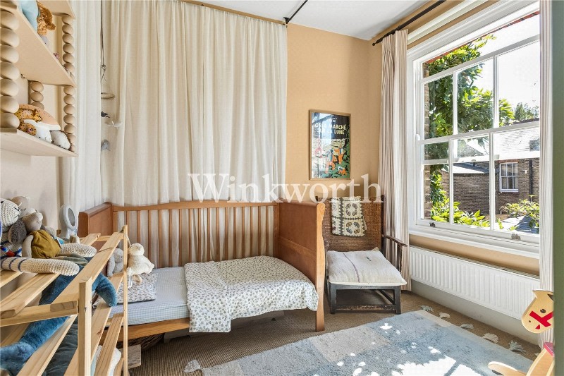 Moselle Avenue, London, N22