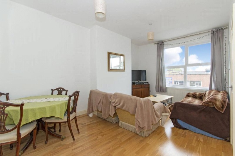 Garratt Lane, London, SW17