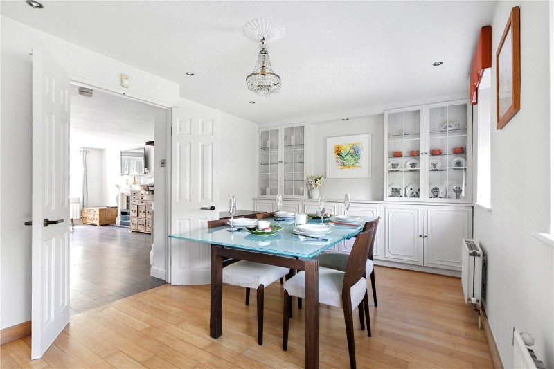 Lisle Close, London, SW17