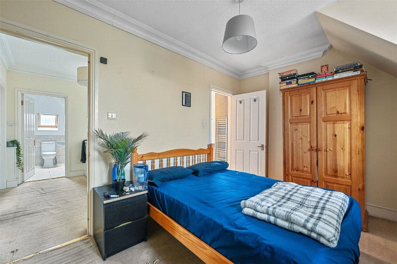 Creffield Road, London, W5