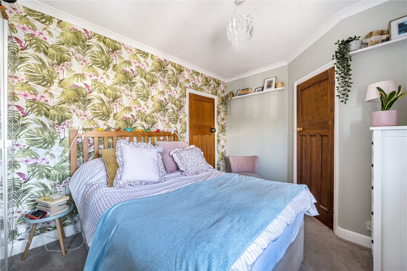 Coleson Hill Road, Wrecclesham, Farnham, Surrey, GU10