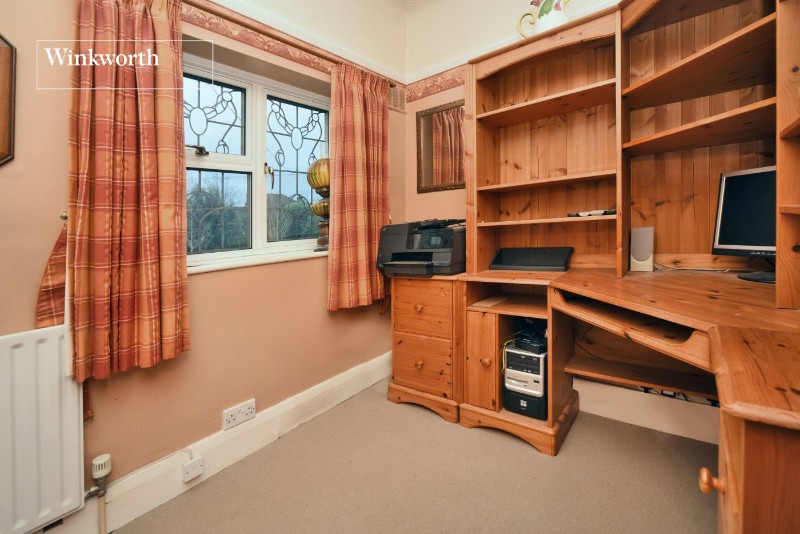 Sandy Lane, Cheam, Sutton, SM2