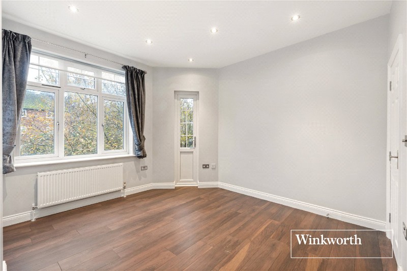 East End Road, London, N3