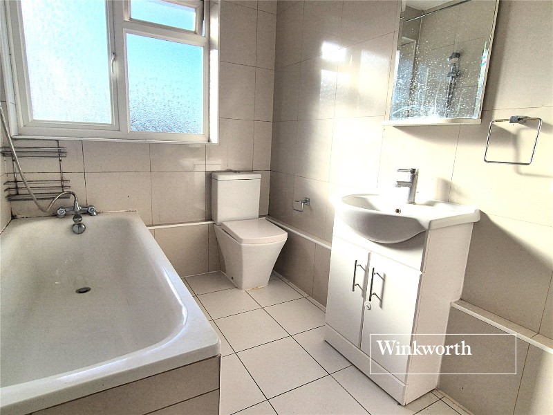 South Mount, High Road, Whetstone, London, N20