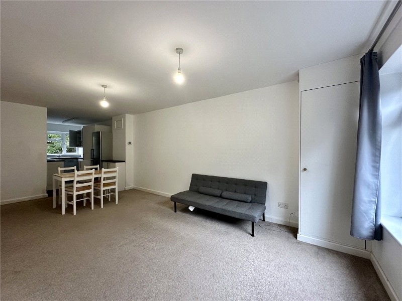 Weydon Lane, Farnham, Surrey, GU9