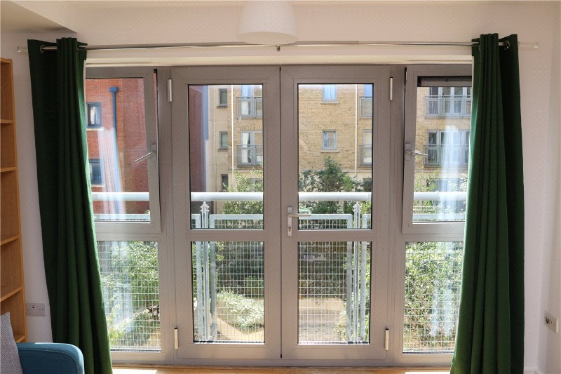 33 Hamilton Court, Montague Street, Bristol, BS2