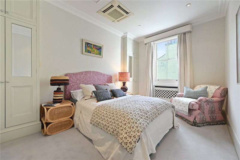 Vicarage Gardens, Kensington, London, W8