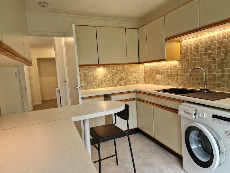 Waterford Place, Highcliffe, Christchurch, BH23